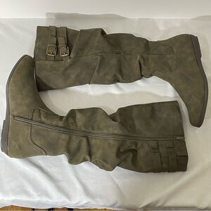 New 8.5 Cliffs Brown Tall Boots Flexible Calf Zipper & Buckles 1/2 Inch Heel